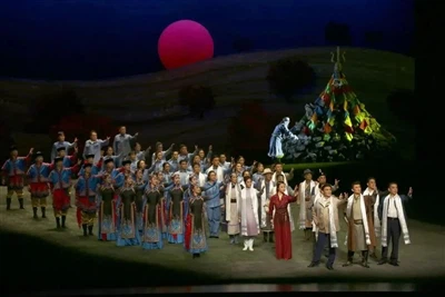 DLW Lighting Shines The Grand Opera《Chang Diao You You》